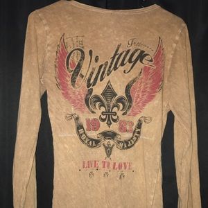 Long sleeve bke shirt.